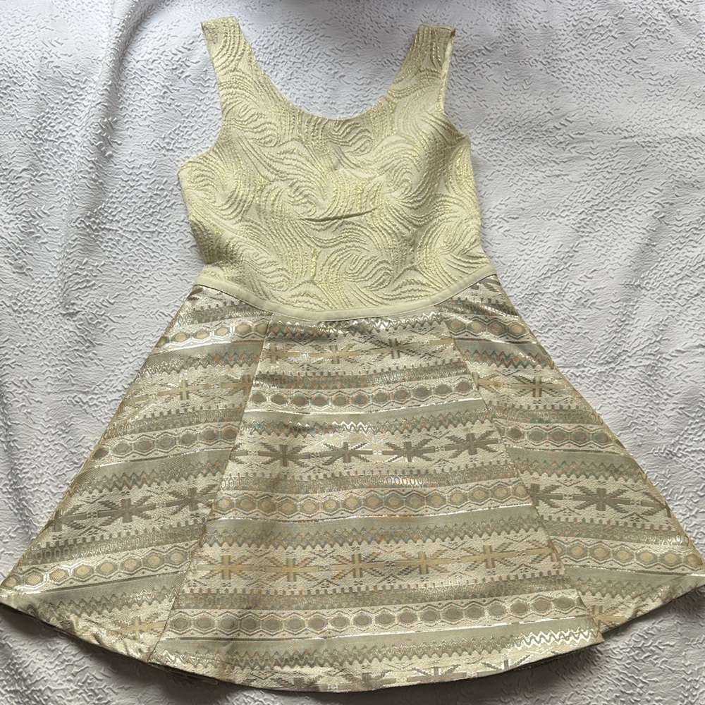 Elegant Kids Formal Dress in Cream and Gold